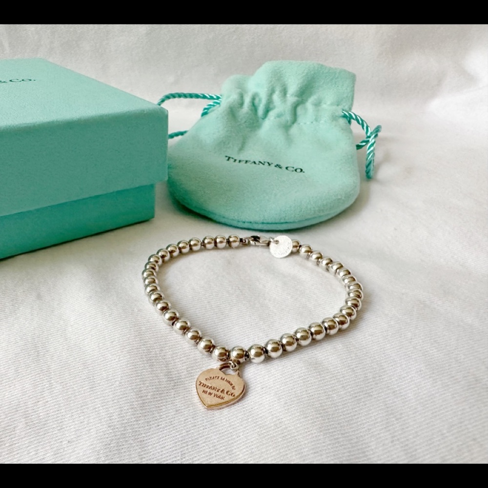 Tiffany & Co Return to Tiffany Heart Tag Bead Bracelet
in Sterling 925/Rubedo